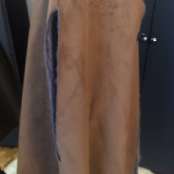 KATIE TODD brown faux suede cape size large/extra large - Picture 11 of 14